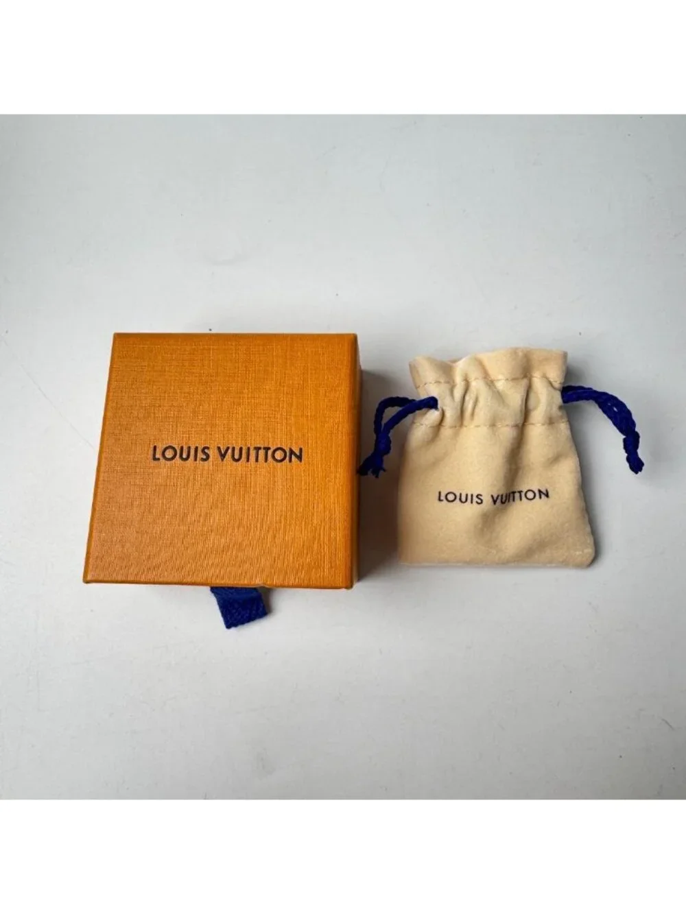 Louis Vuitton Necklace Petit